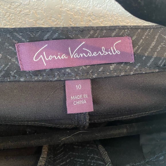 Super comfy Gloria Vanderbilt jeggings - Picture 3 of 3
